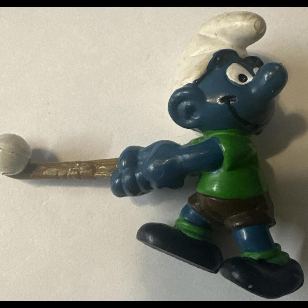 Smurfs Field Hockey Smurf Rare 20133 Vintage Display Figurine